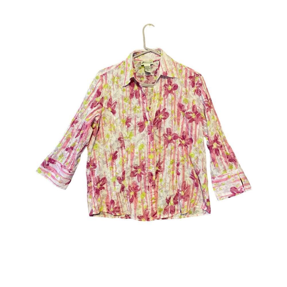 Joanna Pink Accordian semi sheer Top Floral button Blouse Crinkle Medium